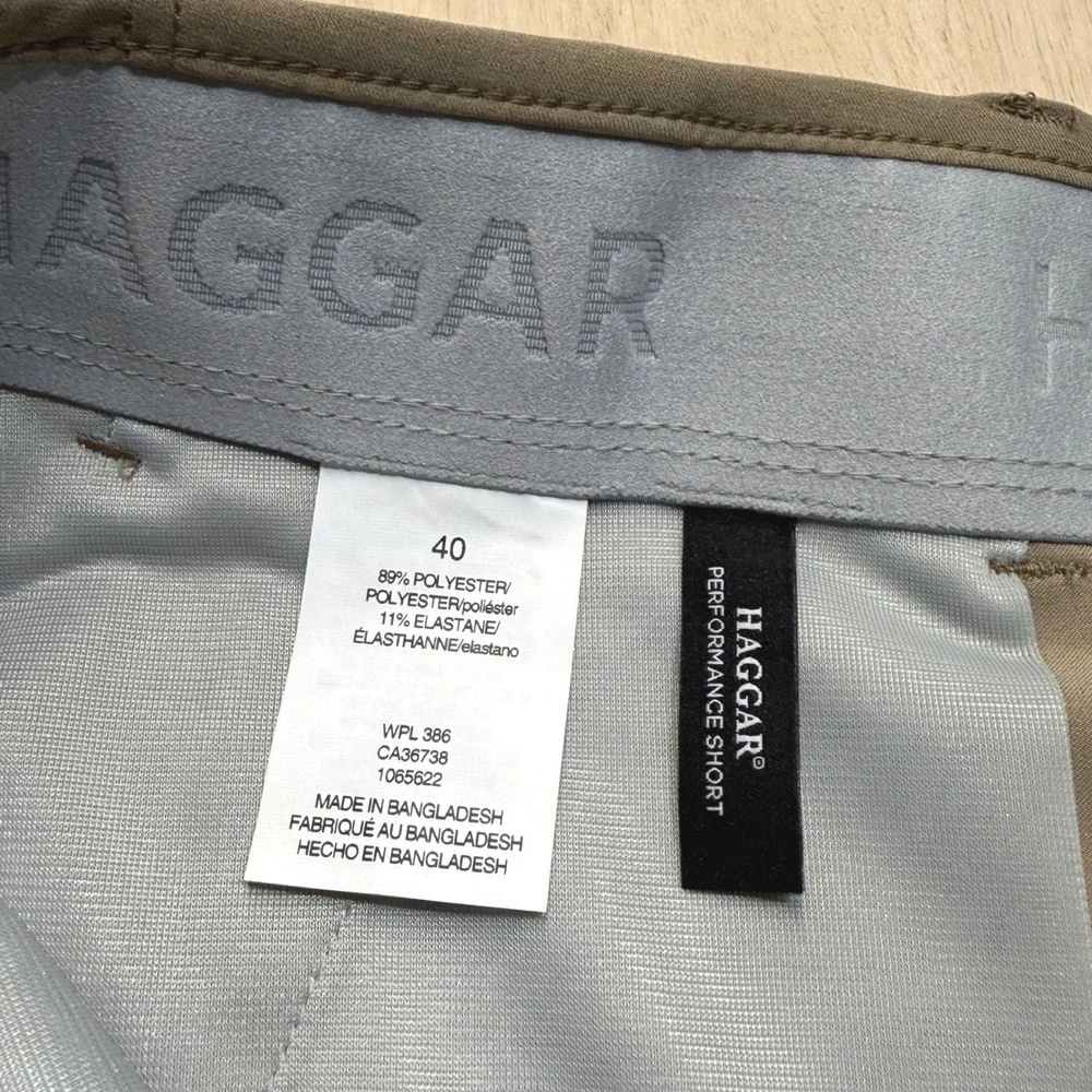 Haggar Performance Shorts Mens 40 Khaki Tan 4-Way Stretch Moisture Wicking 8.5in